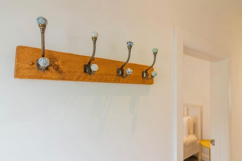 Newly Refurbished Traditional Cottage Blackrock Blackrock  Zewnętrze zdjęcie